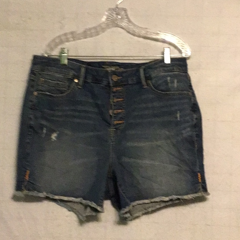 Ladies size 16 Blue Jeans shorts
